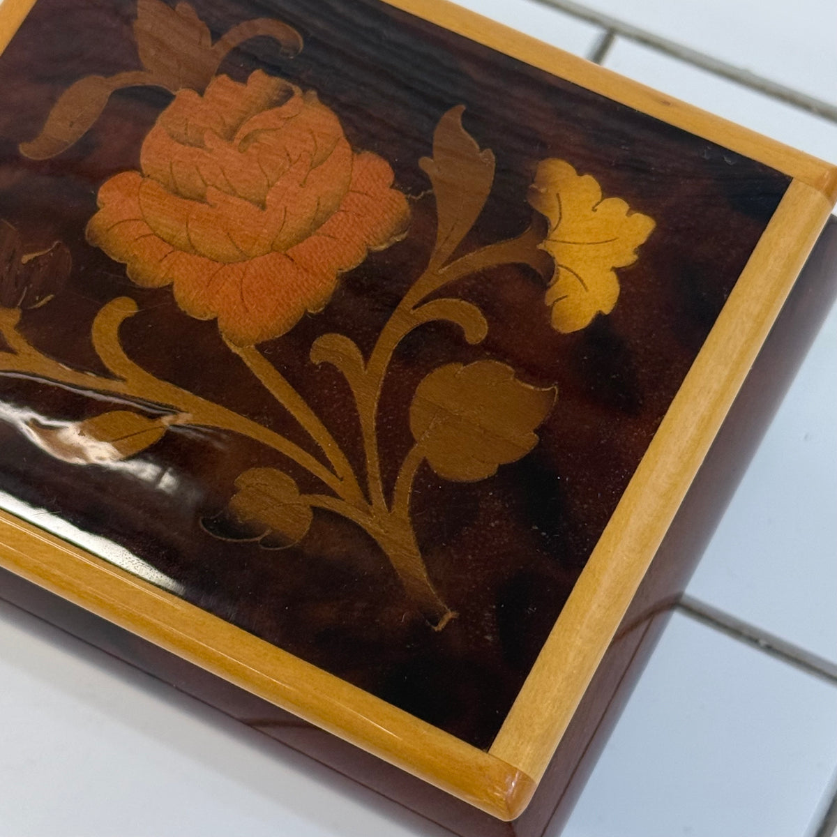 Italian Floral Inlay Music Box Reuge Vintage 1970s