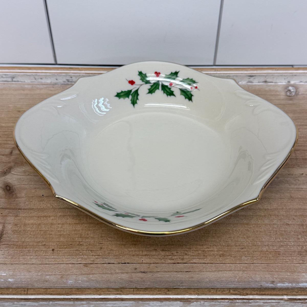 Lenox Holiday Holly Berry Serving Bowls Plate Mugs Selection