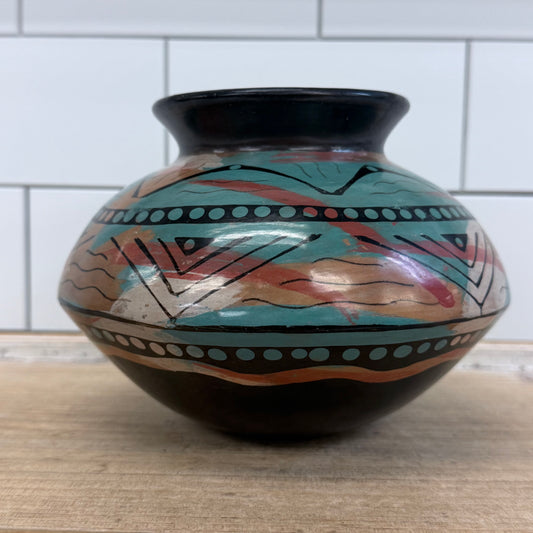 Santos Rivas Vilchez Peru Handcrafted Ceramic Vase Signed 2004