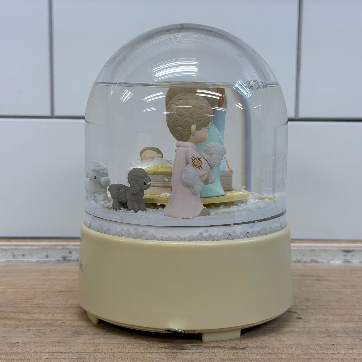 Precious Moments Nativity Musical Snow Globe with Box 1980s