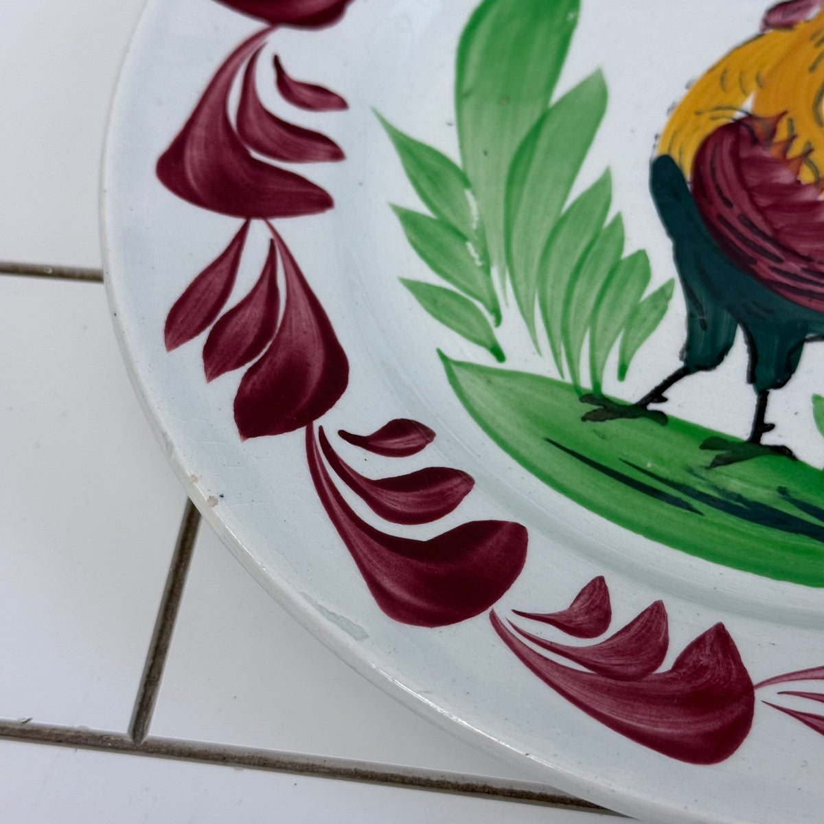 Choisy le Roi Rooster Plates Set of 3 circa 1900s