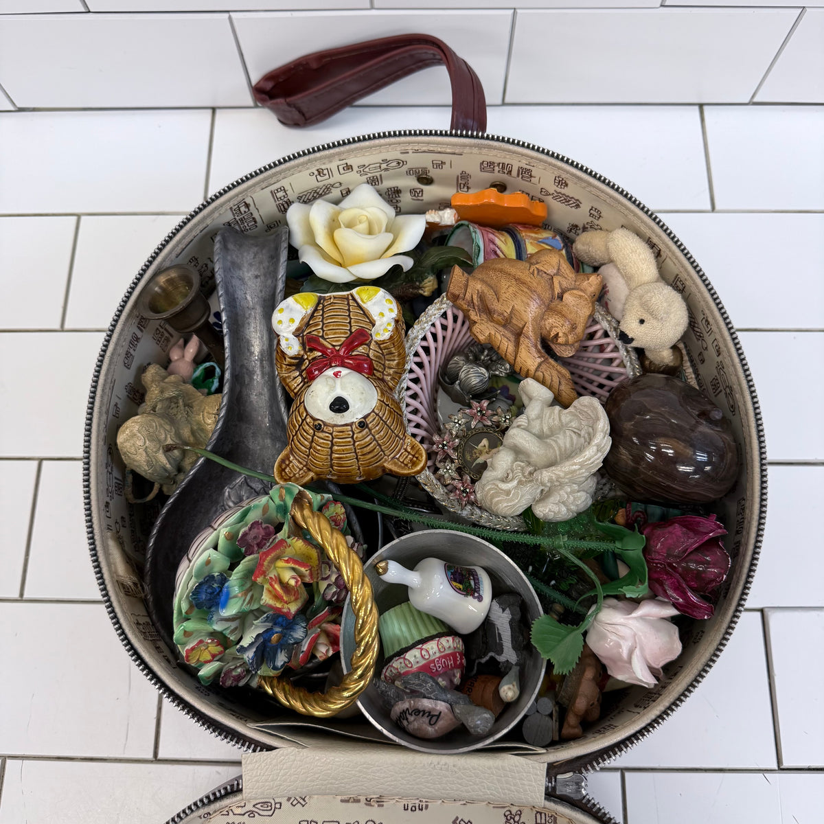 Estate Mystery Hat Box Vintage 9 Lbs