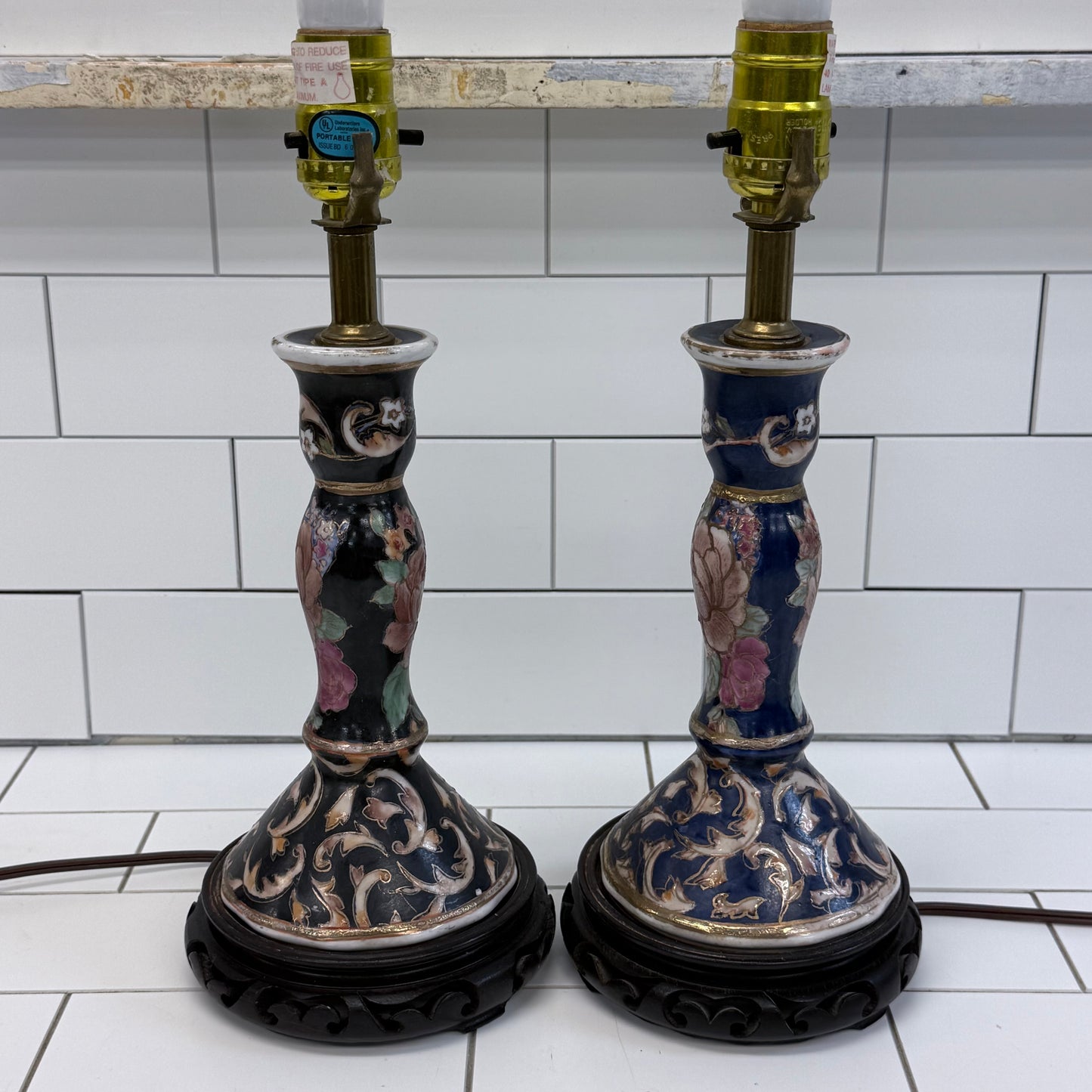 Chinoiserie Gilded Porcelain Accent Lamps Set of 2 Blue Floral