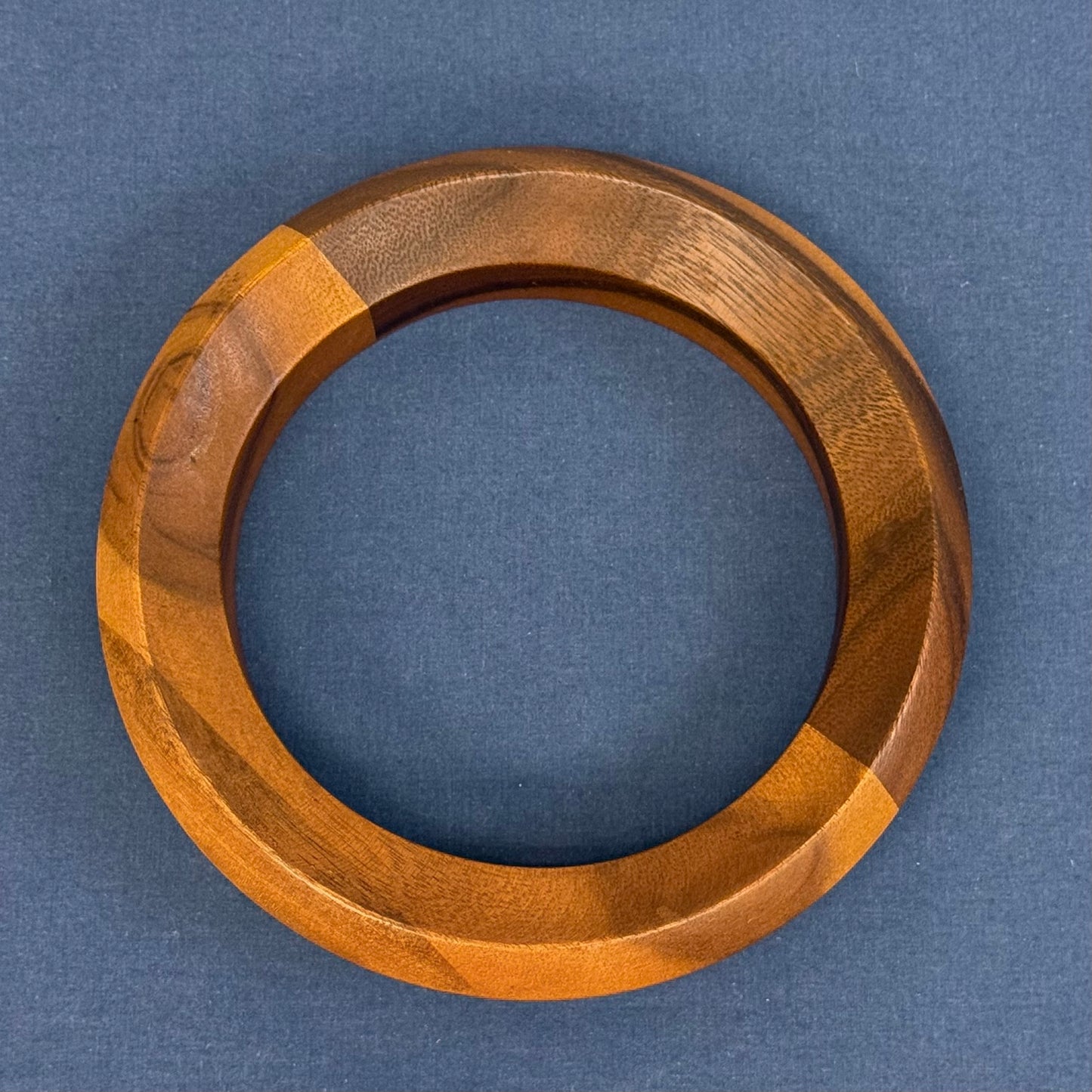 Nambé Cooper Salad Bowl Set Acacia Glass & Utensils