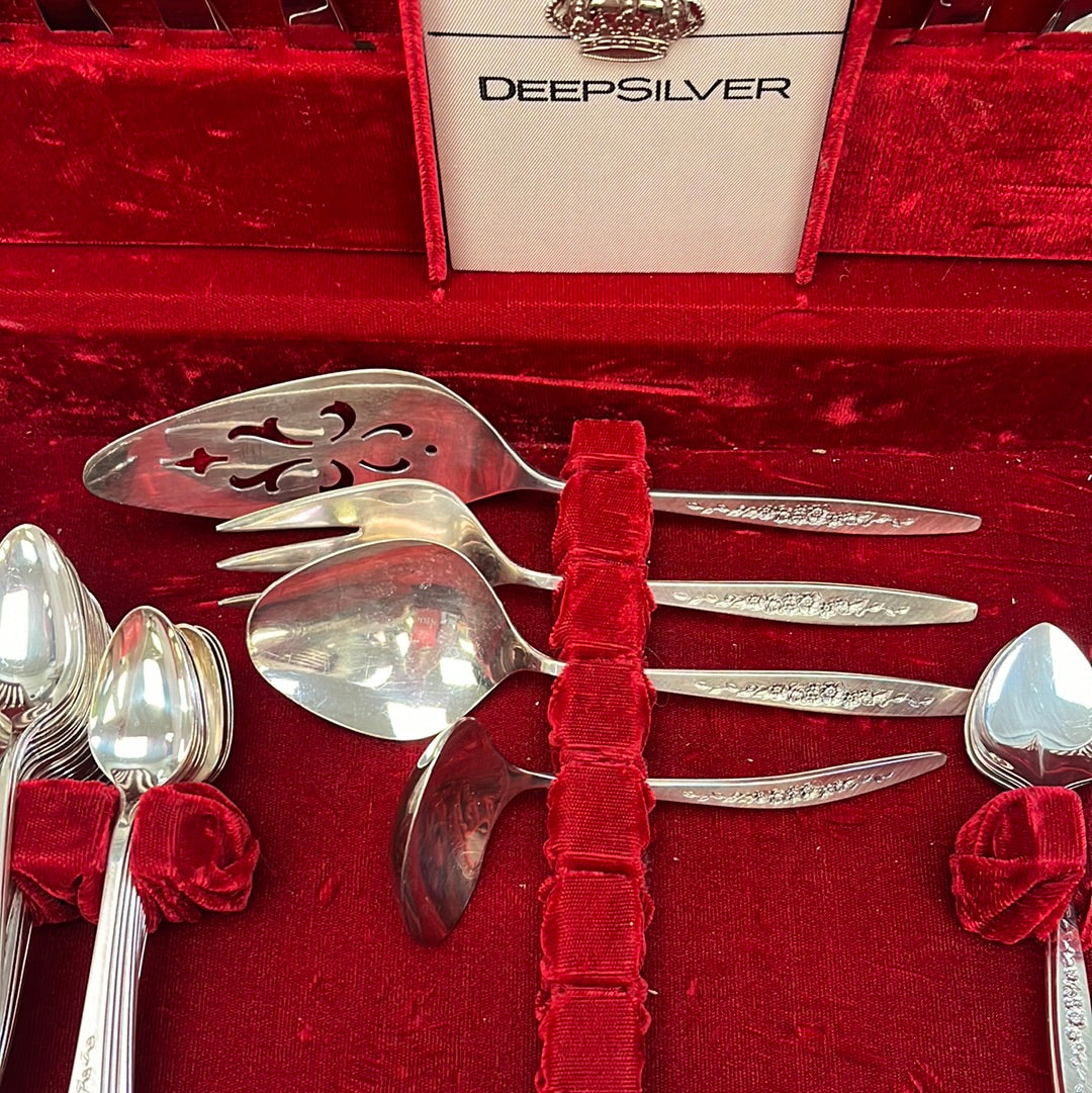 Deep Silver Flatware Set, 92 piece