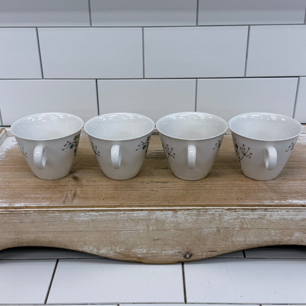 Franciscan It's A Breeze Teacup & Saucer Set of 4