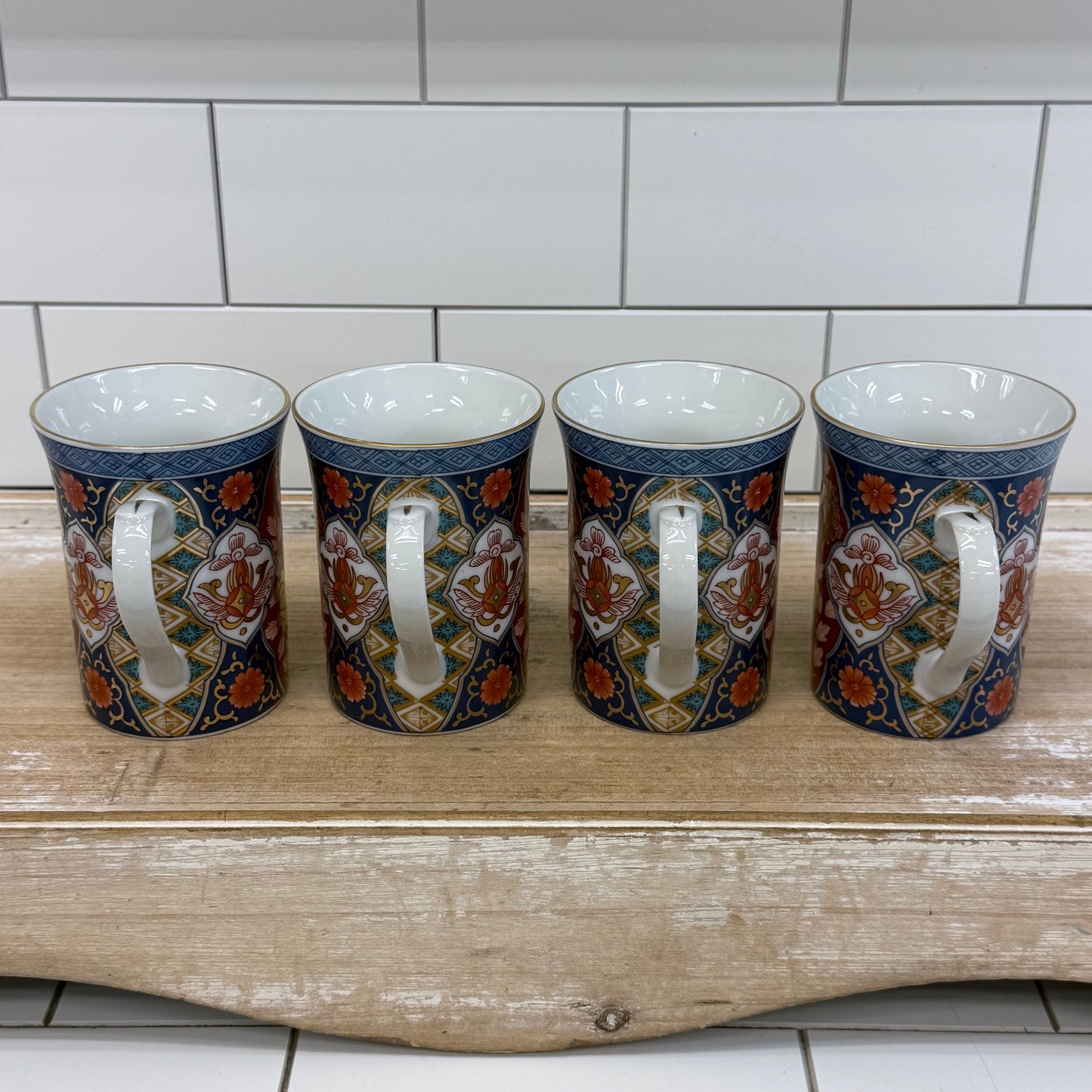 Smithsonian Imari Style Gilded Porcelain Mugs Set of 4