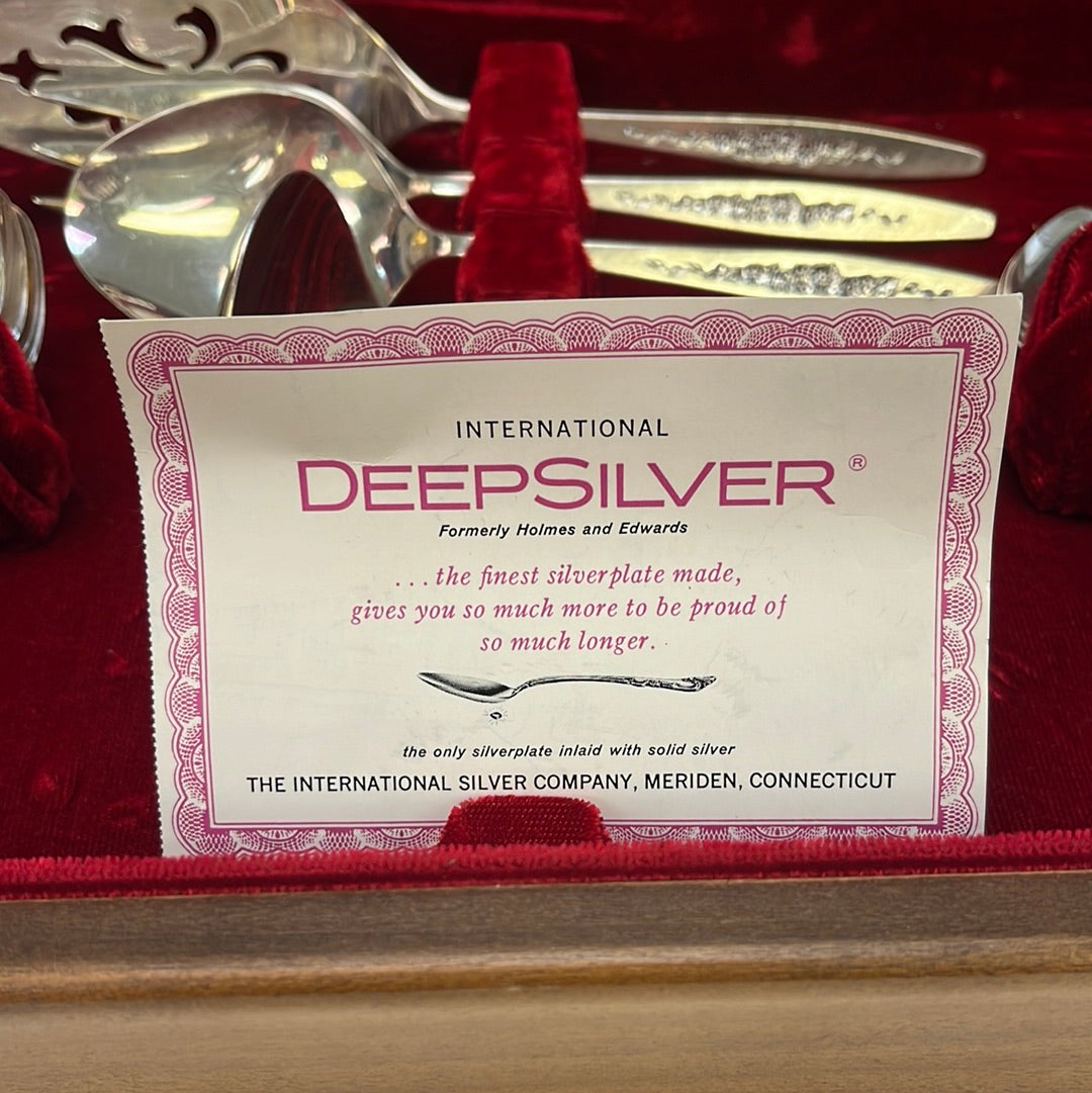 Deep Silver Flatware Set, 92 piece