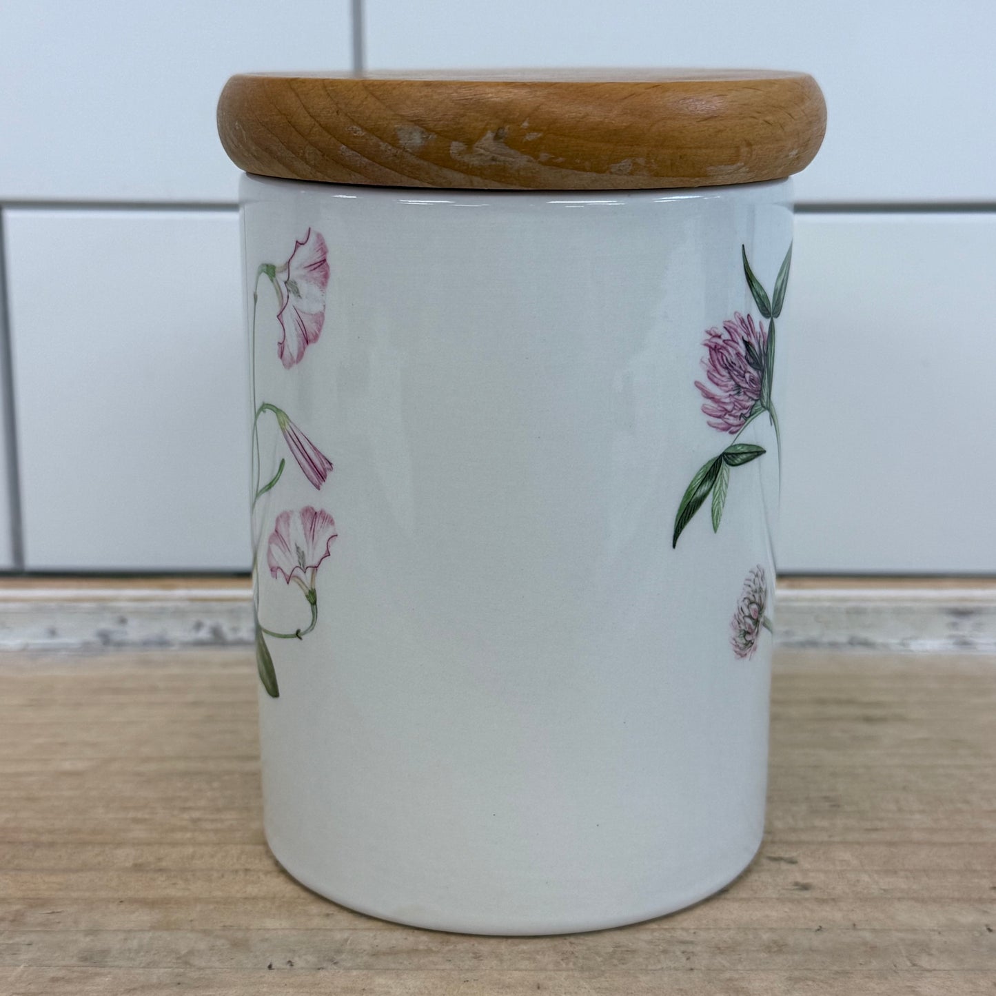 Portmeirion Queen’s Hidden Garden Canister England 1990s