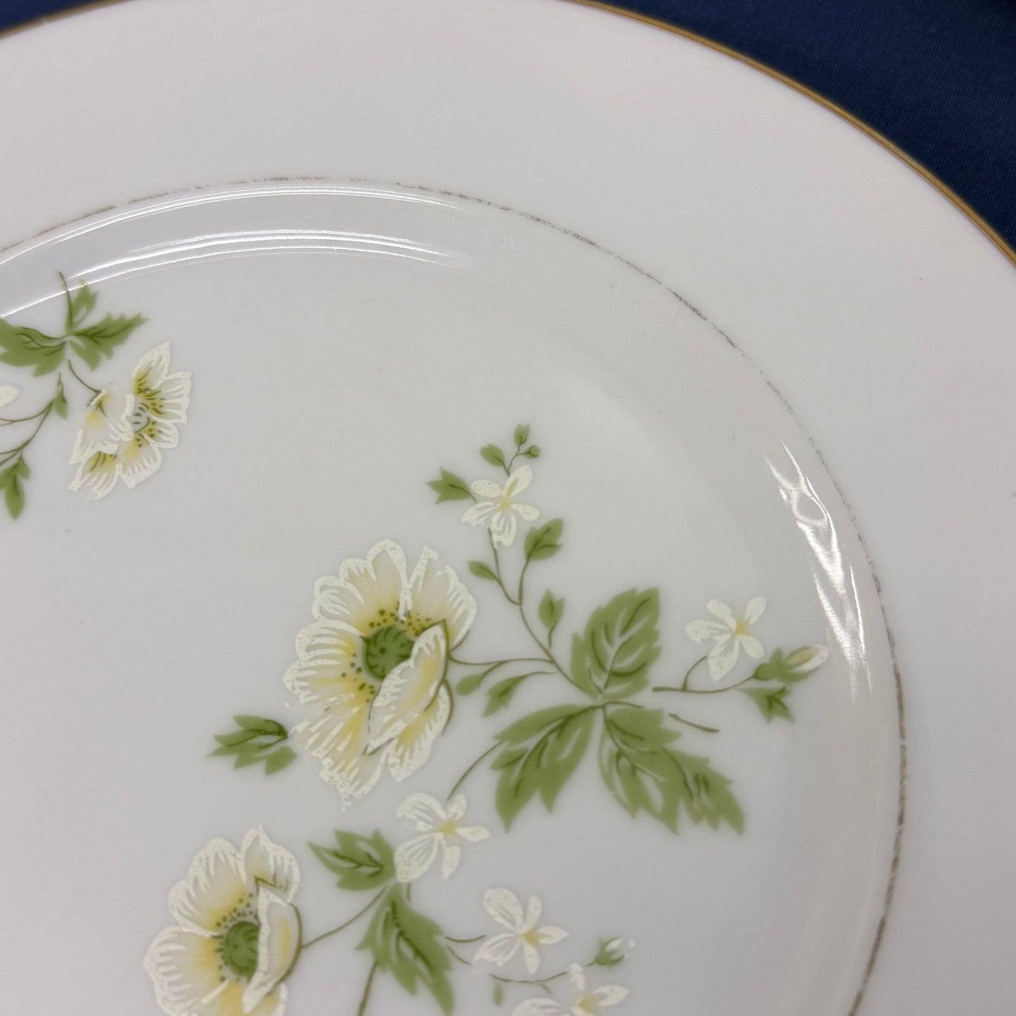 Fashion Manor Summertime Fine China Plates Set of 7 Japan