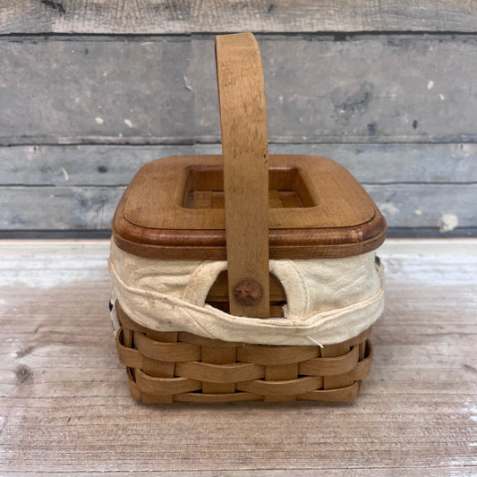 Longaberger Dresden Basket, Signed 2004