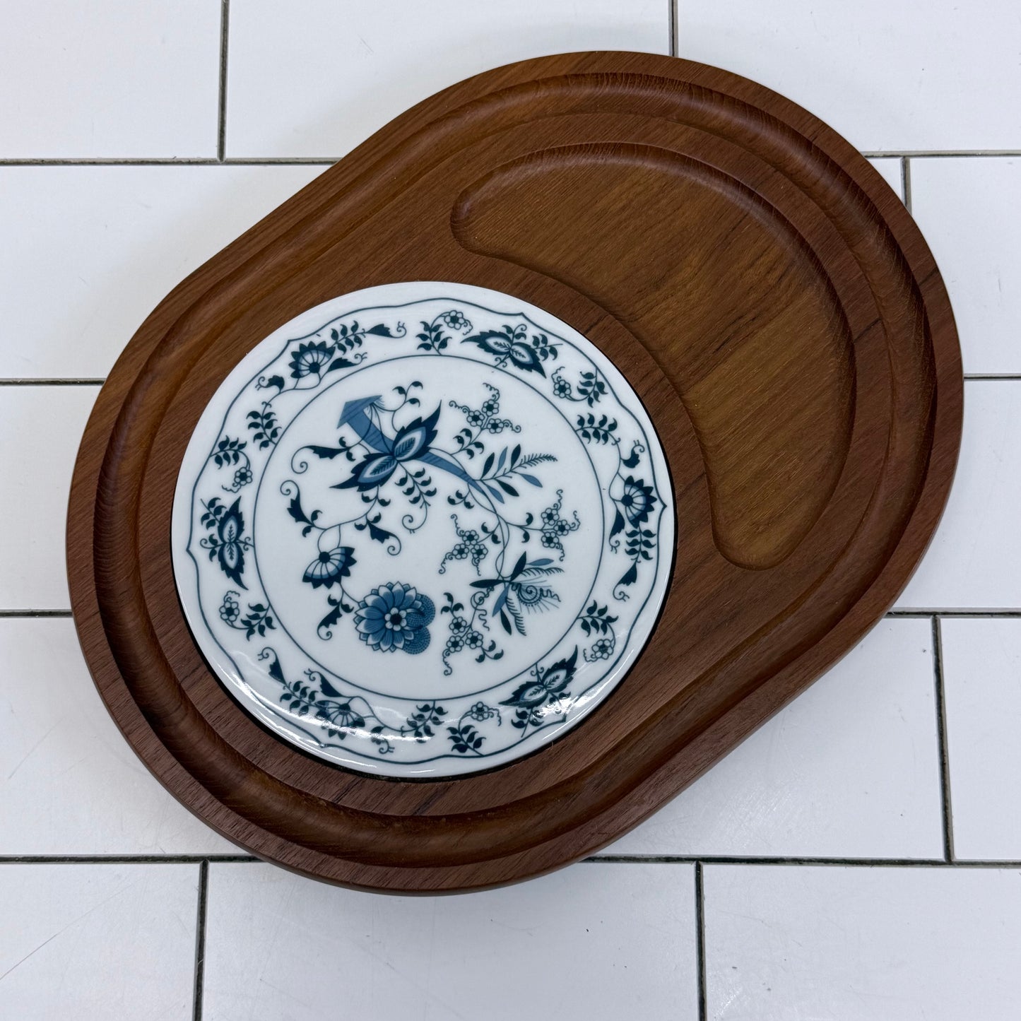 Dolphin Teakwood Blue Danube Cheese Serving Tray w Box