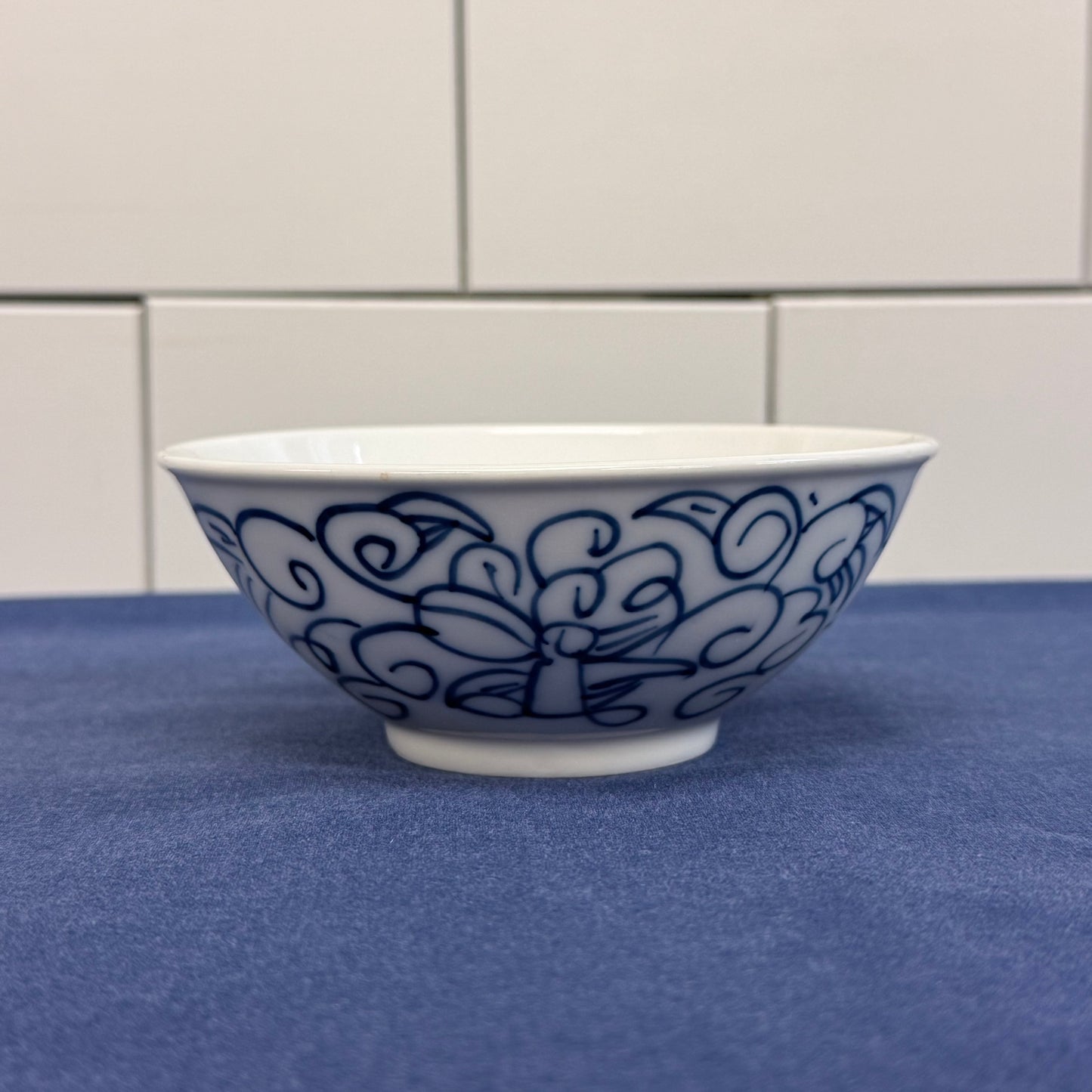 Boston Warehouse Double Happiness Bowls Set of 4