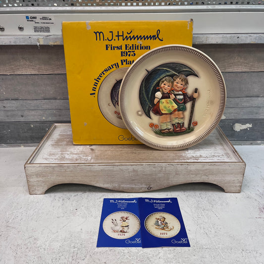 Goebel Hummel Anniversary Stormy Weather Plate, 1975