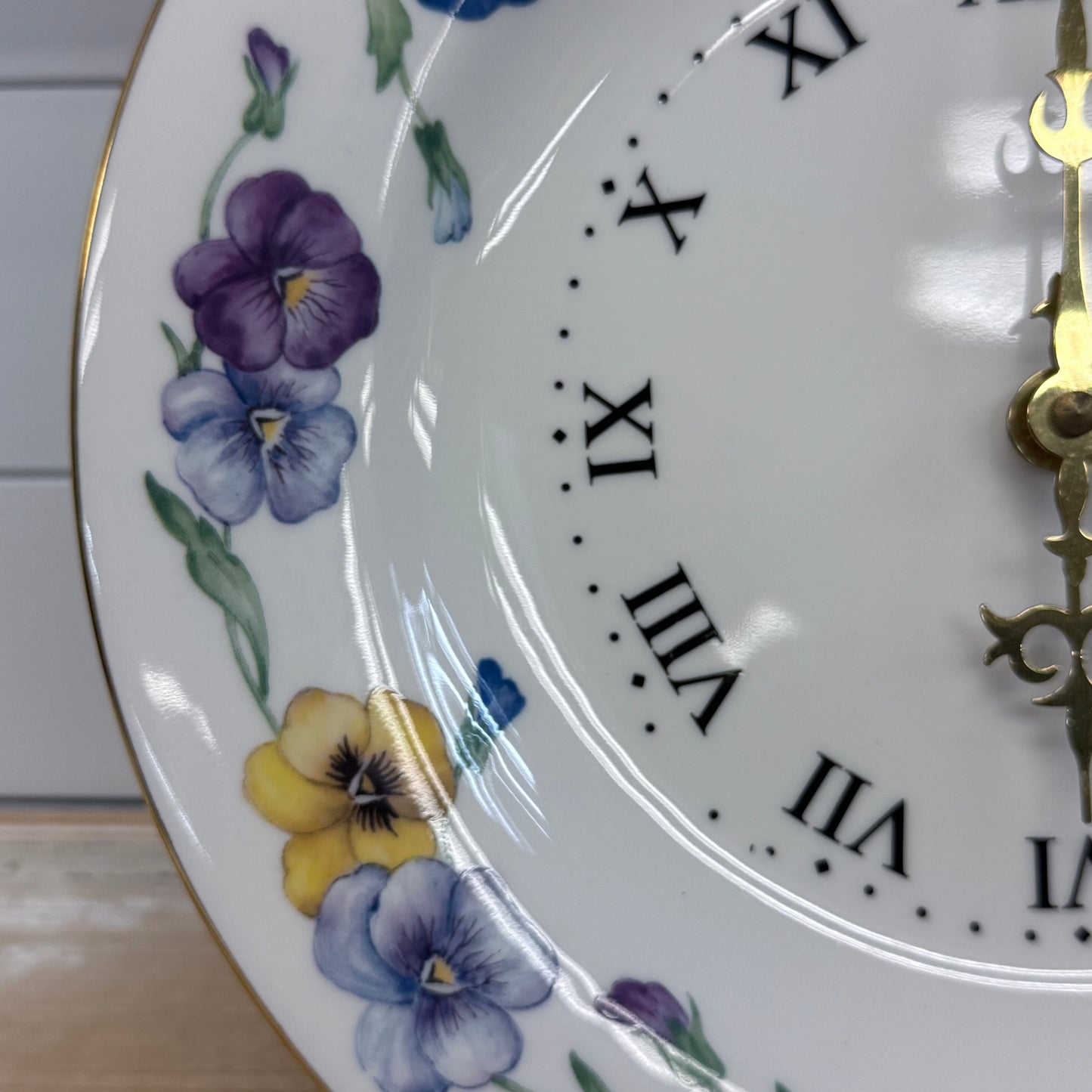 Royal Vale Pansy Porcelain Quartz Wall Clock England