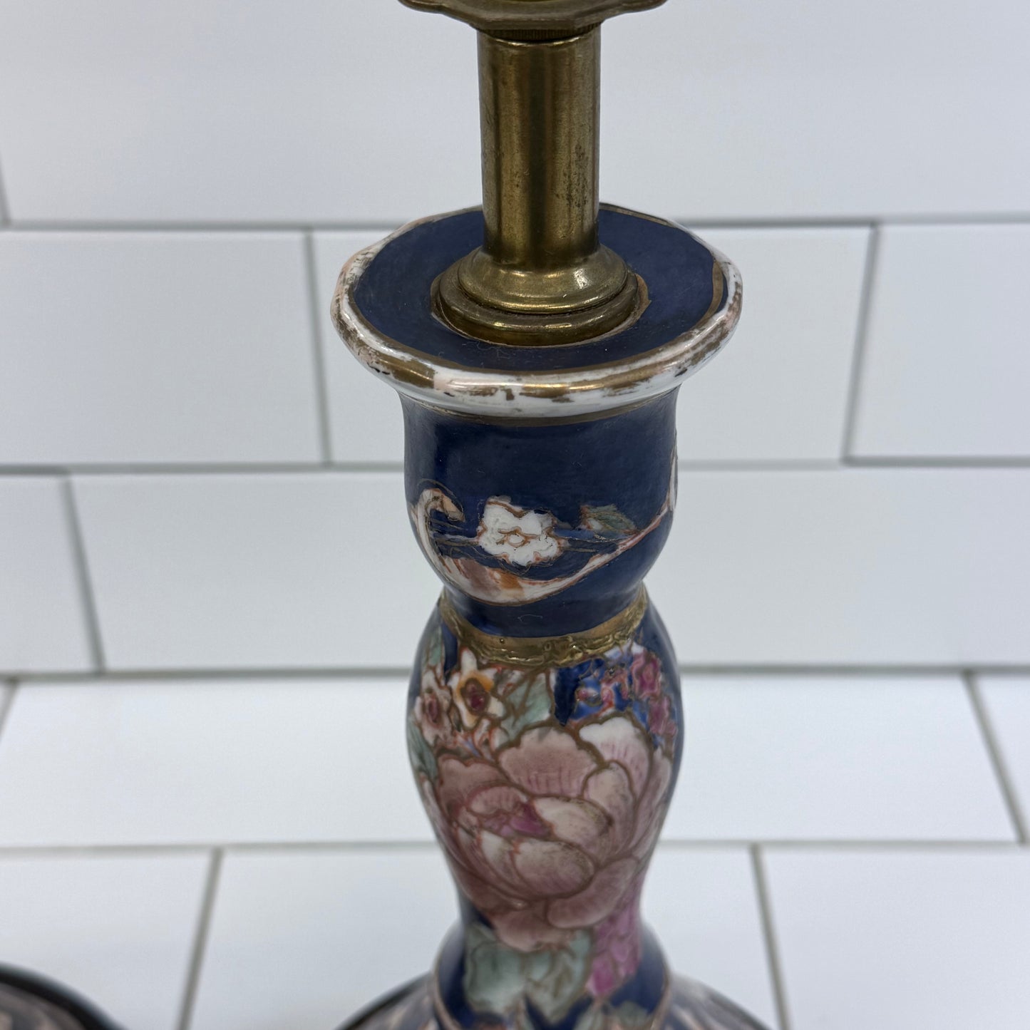 Chinoiserie Gilded Porcelain Accent Lamps Set of 2 Blue Floral