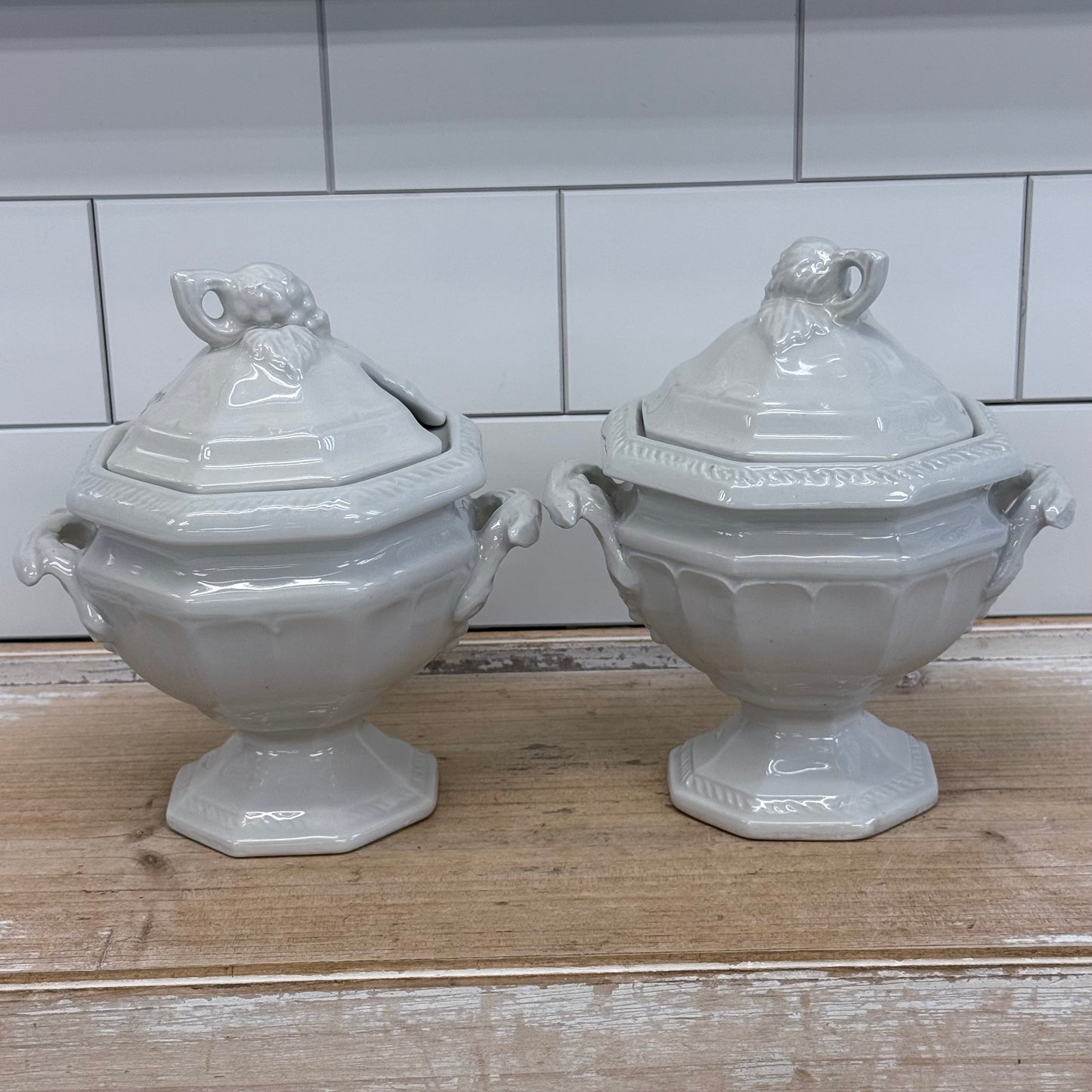 Red Cliff Ironstone Grape Tureens Ladle Underplate Set 4 Vintage 1960s