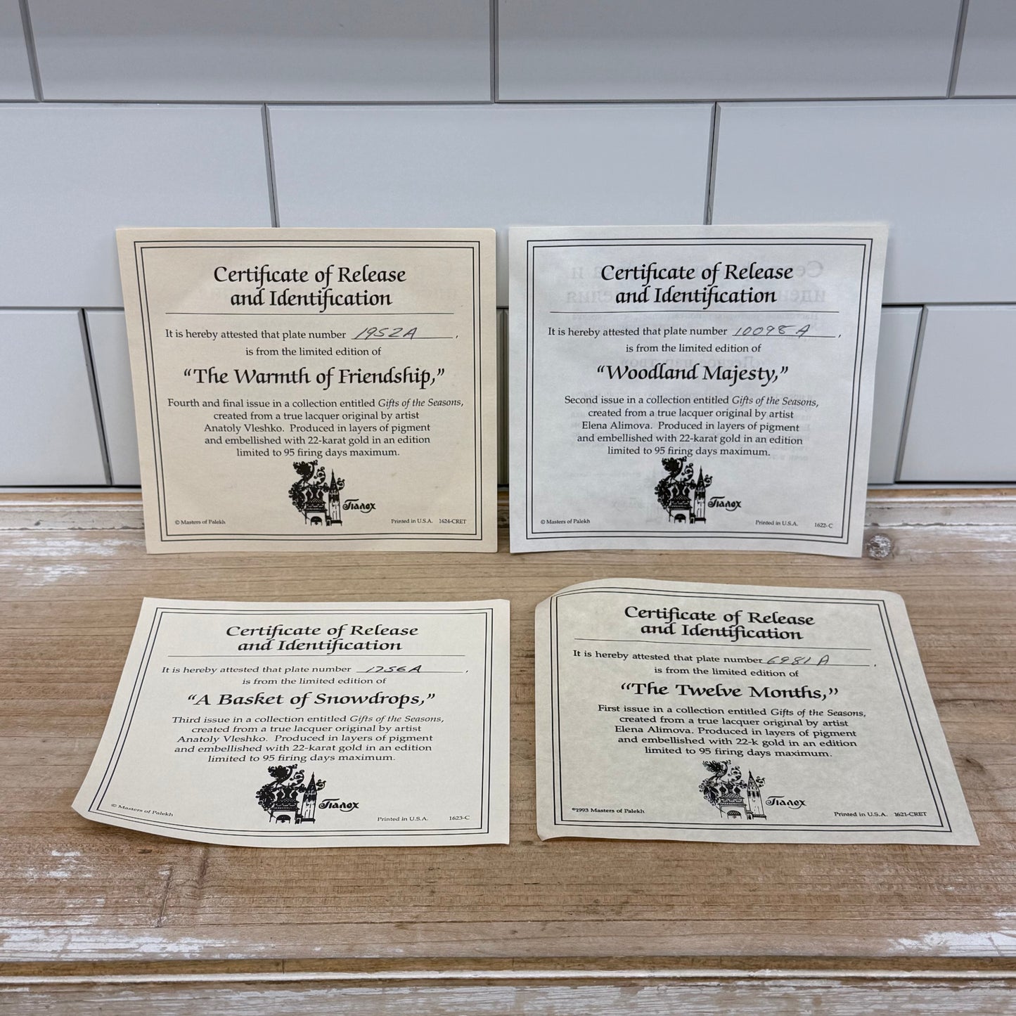 Bradford Exchange Gifts of the Season Plates Set of 4 COA 1993