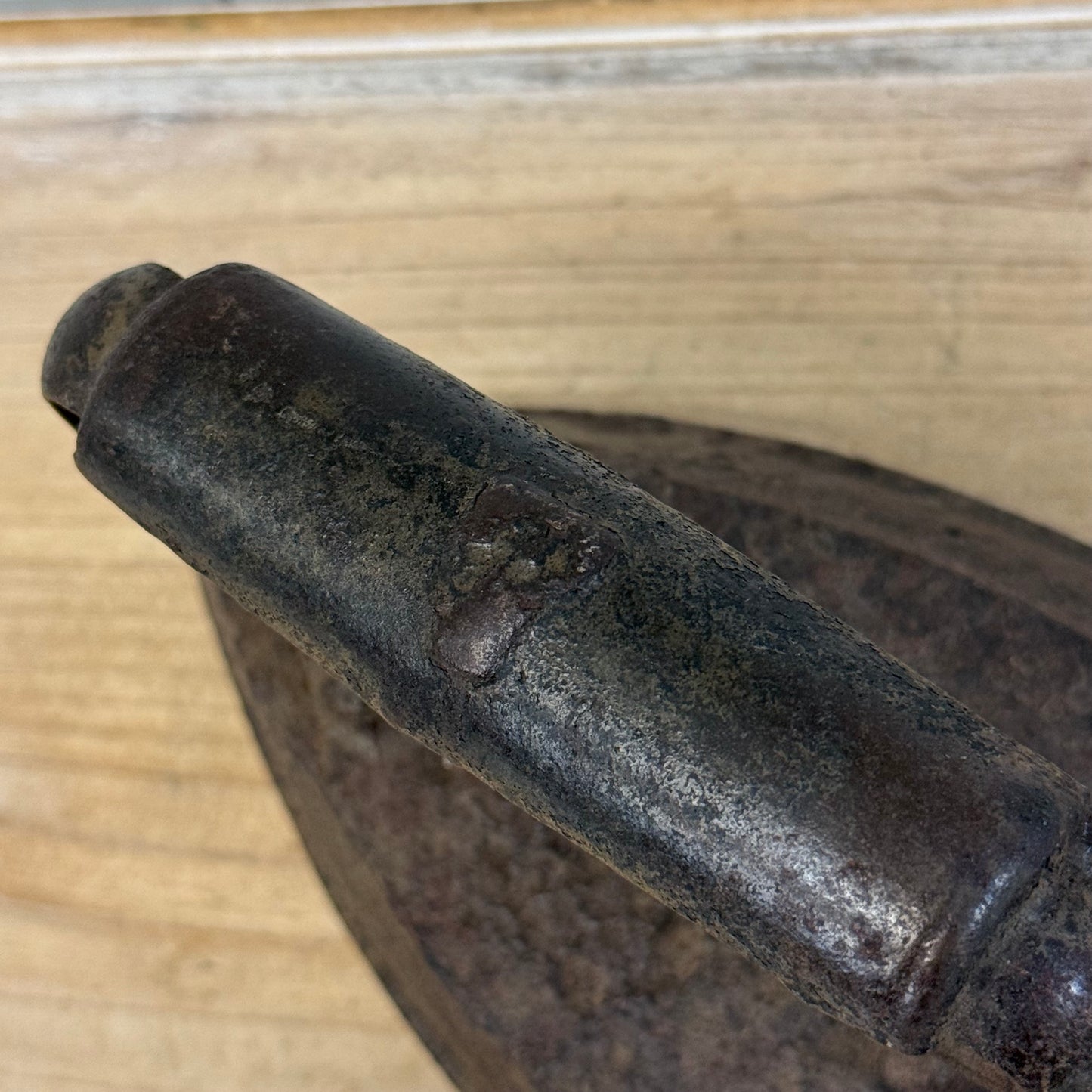 Cast Iron Sad Iron No. 7 Primitive c.1880s