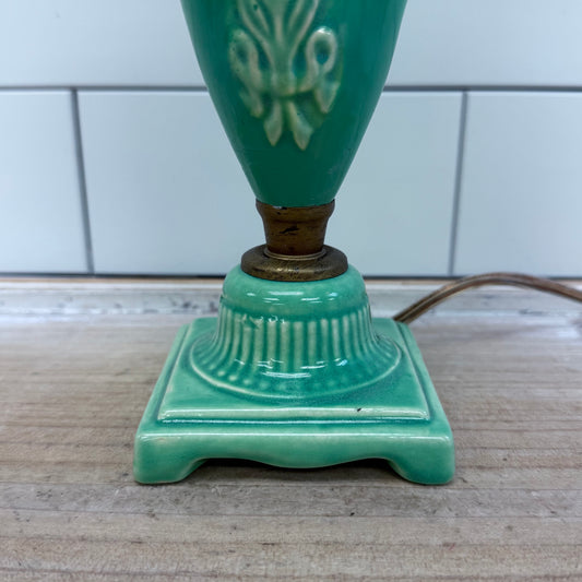 Mid Century Modern Urn Shaped Ceramic Table Lamp