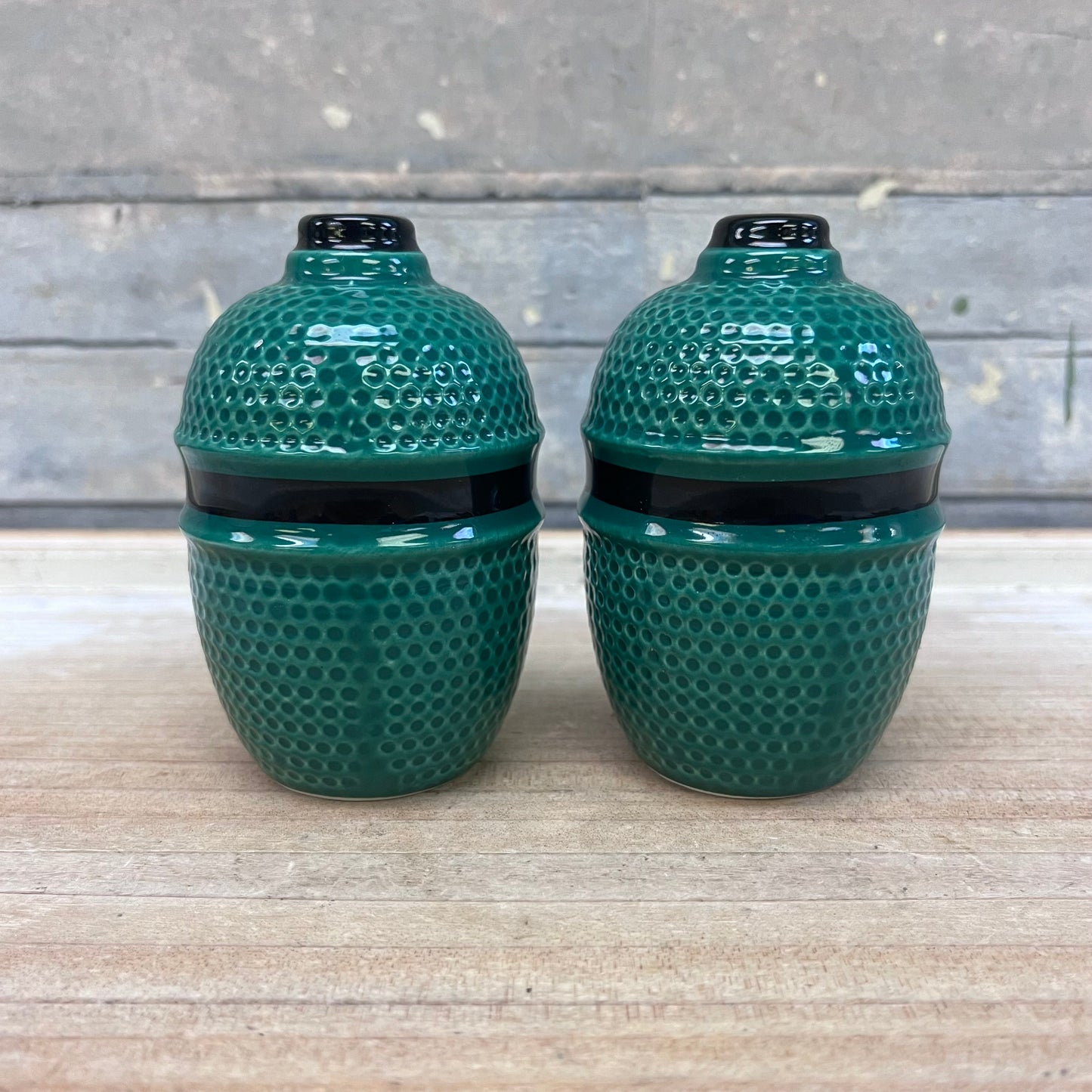 Big Green Egg Grill Salt & Pepper  Set