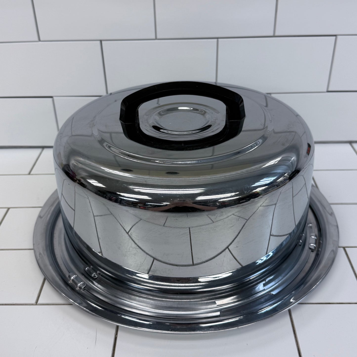 Everedy Chrome Locking Lid Cake Carrier Vintage Metal Dome