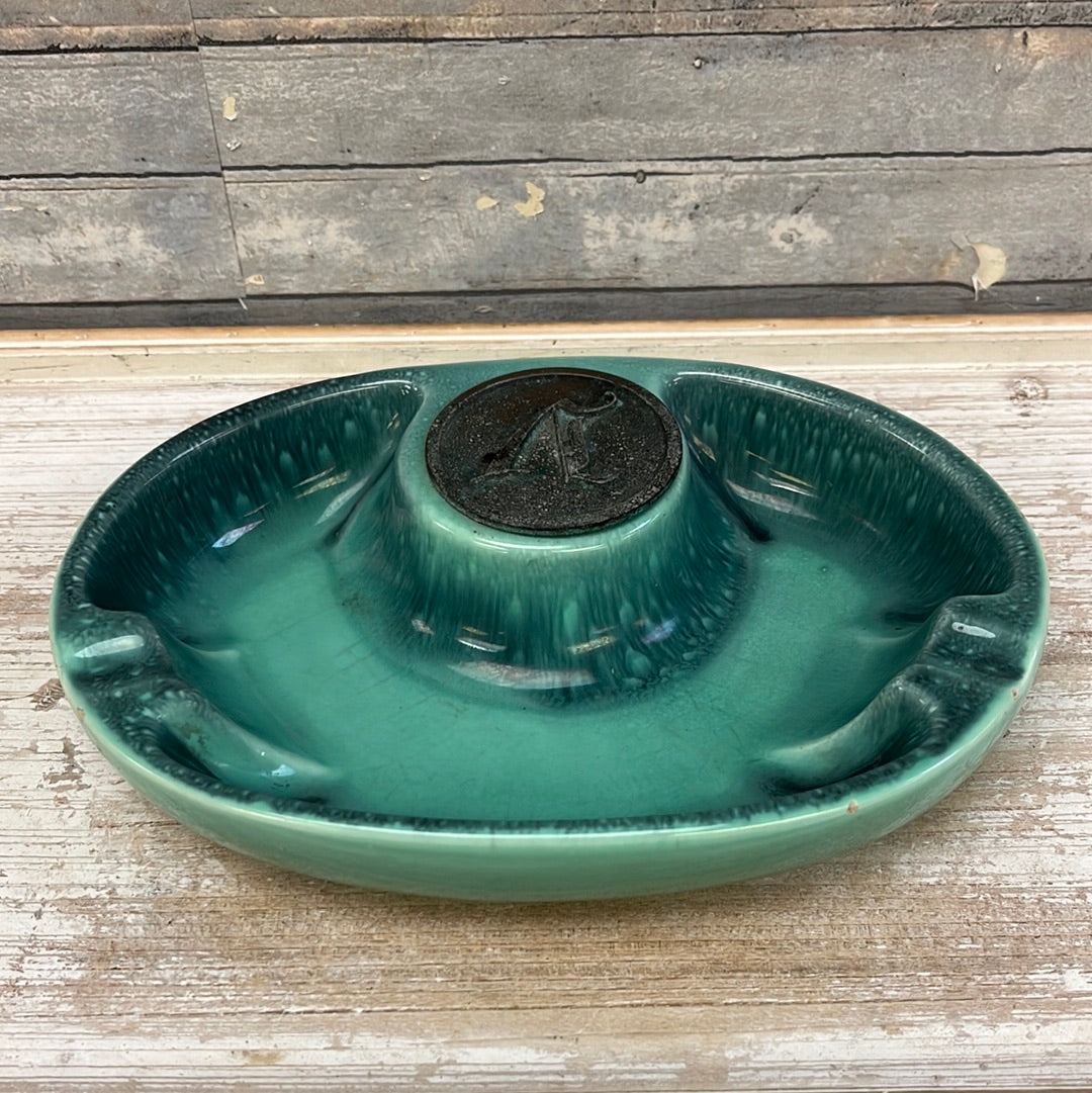 Roseville Hyde Park Ash Tray #1950, 1960s