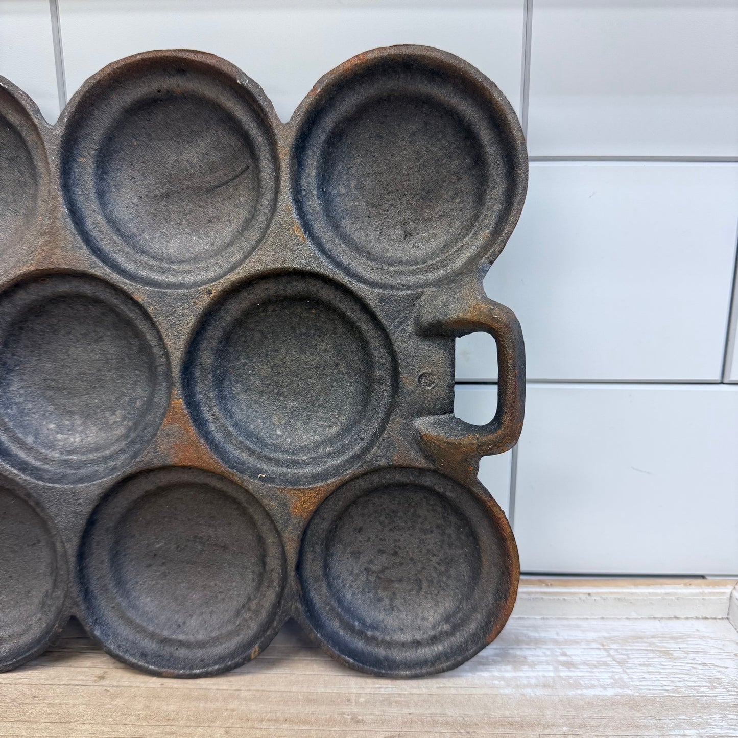 Victoria Gem Pan, Cast Iron 1960s