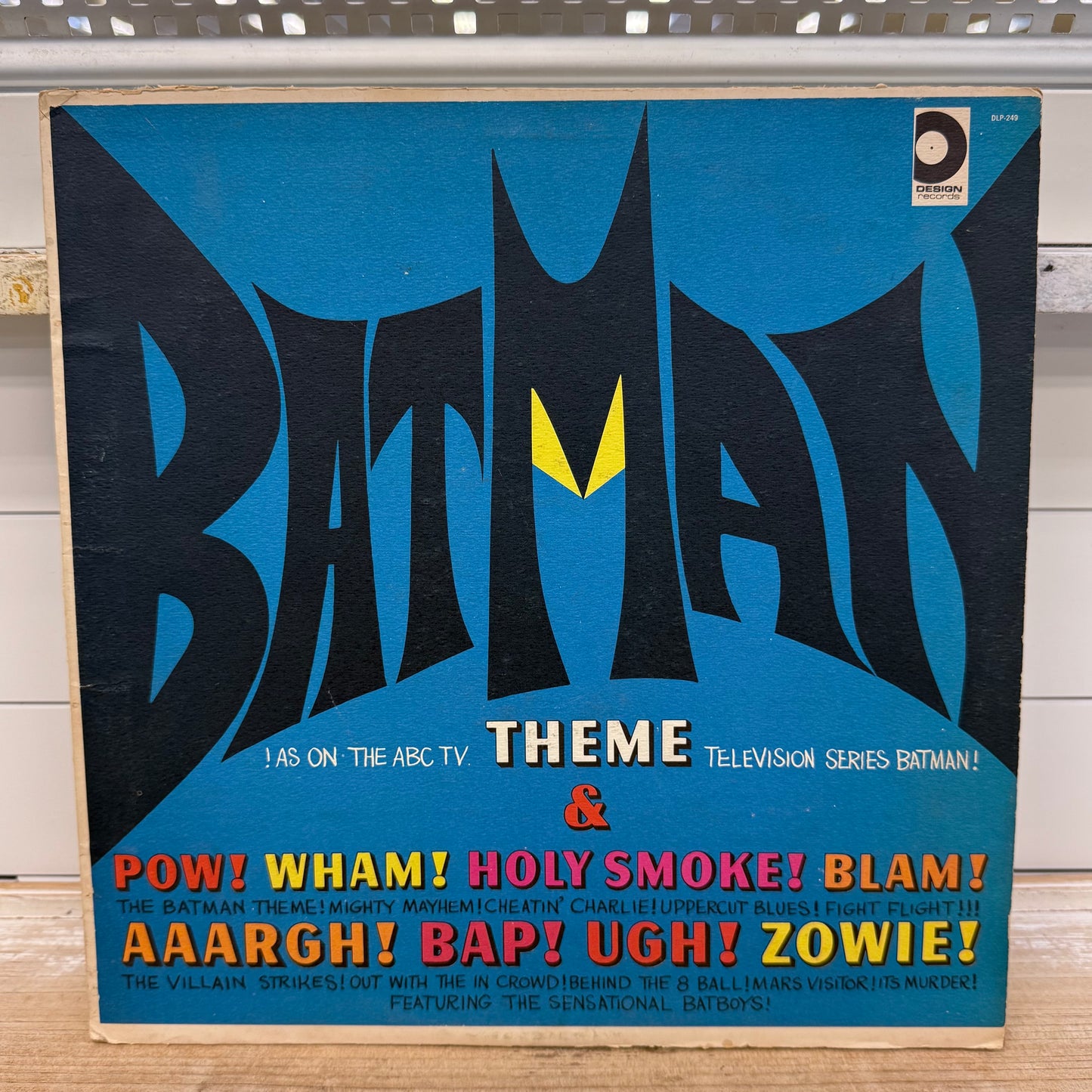Batman Vinyl Records Lot of 2 Neal Hefti & Bat Boys 1966