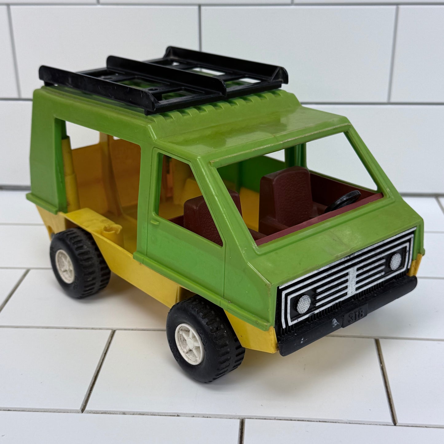 1978 Fisher Price Little People Nursery School Lot