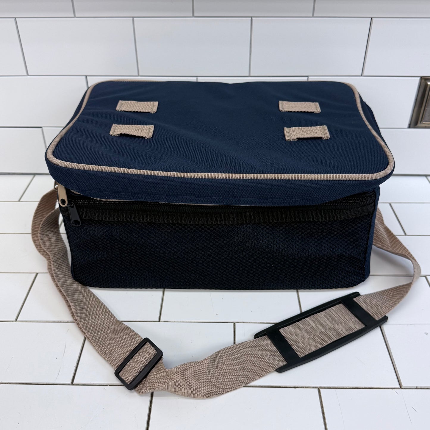 Insulated Picnic Bag Dinnerware Set for 2 with Blanket 15 Pieces