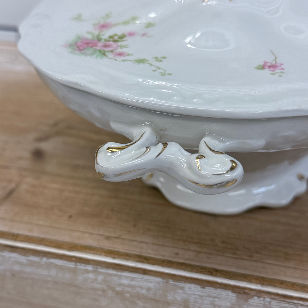 Johnson Bros Royal Porcelain Covered Serving Dish