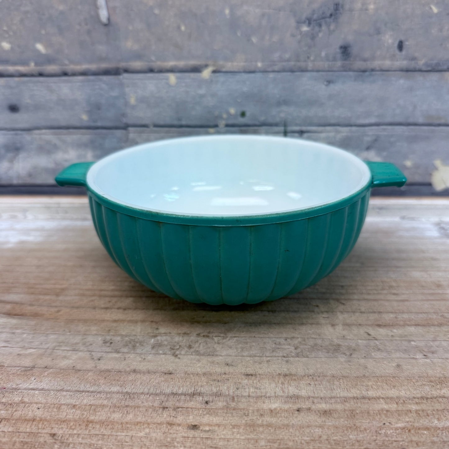 Hazel Atlas Platonite Moderntone Lugged Soup Bowl