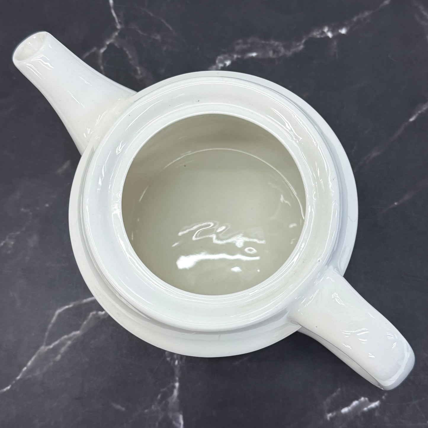 Houze Staffordshire Teapot Christmas, Porcelain 1985