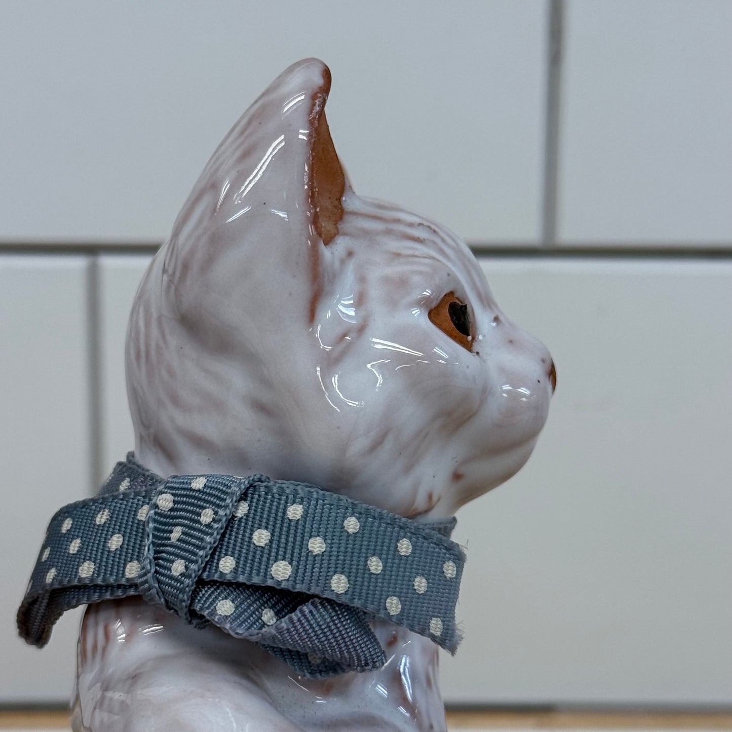 UCGC Cat Figurines Set of 2 Glazed Terracotta 1987