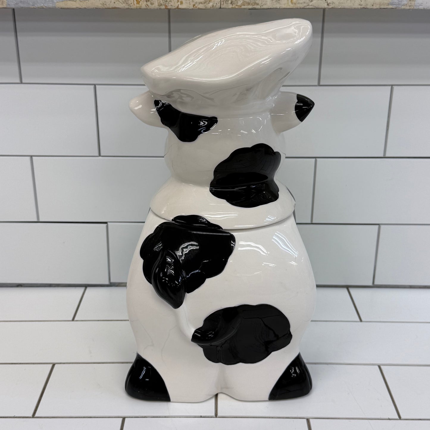 Lucky Yuppy Puppy Belles the Cow Ceramic Cookie Jar 1999
