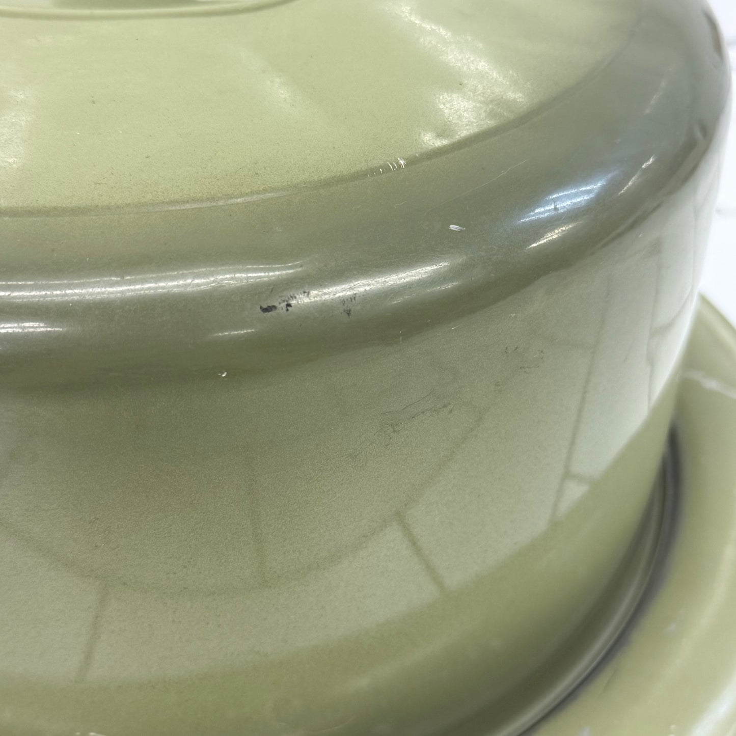 West Bend Avocado Green Locking Aluminum Cake Carrier 1970s