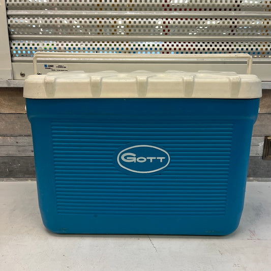 Gott 30 Quart Cooler, Model 1830