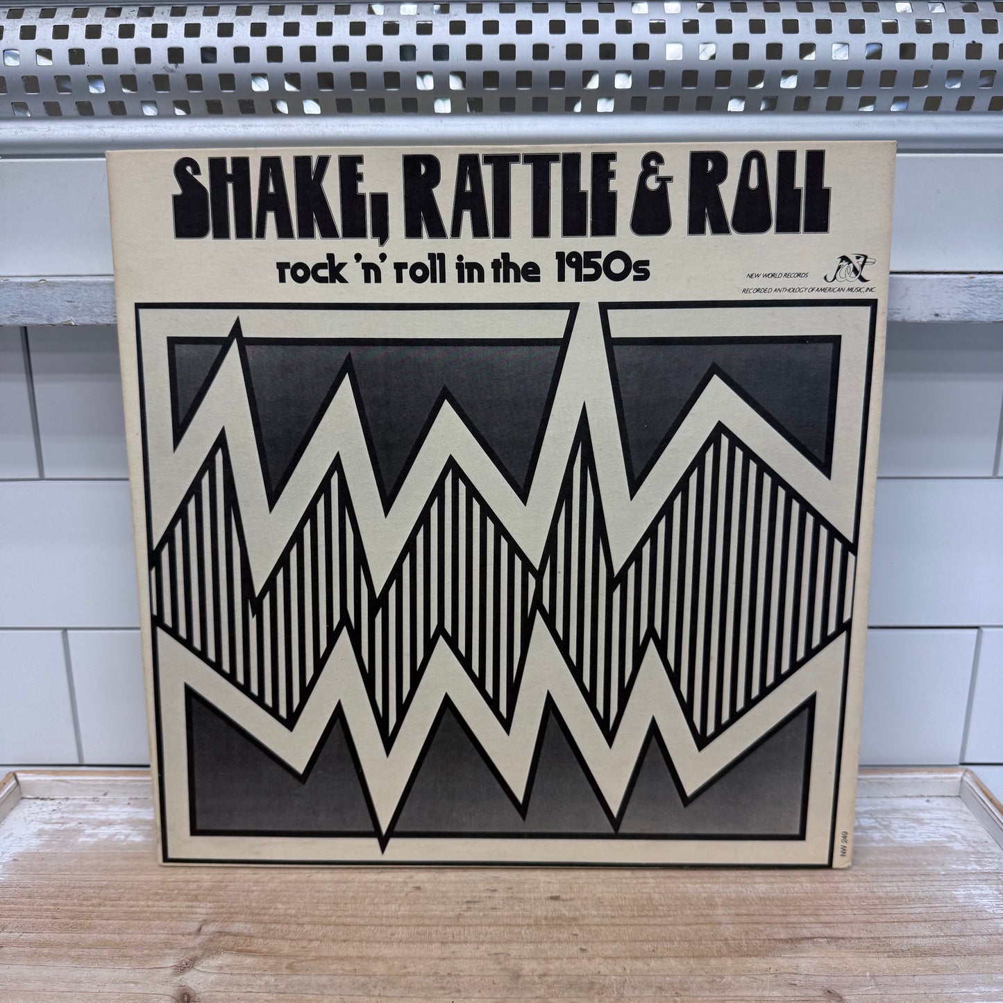 Shake, Rattle & Roll Rock ‘n’ Roll in the 1950s Vinyl Record 1978