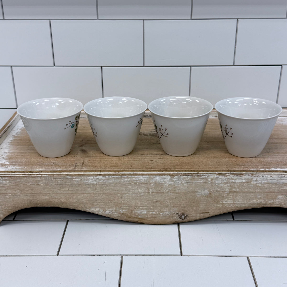 Franciscan It's A Breeze Teacup & Saucer Set of 4