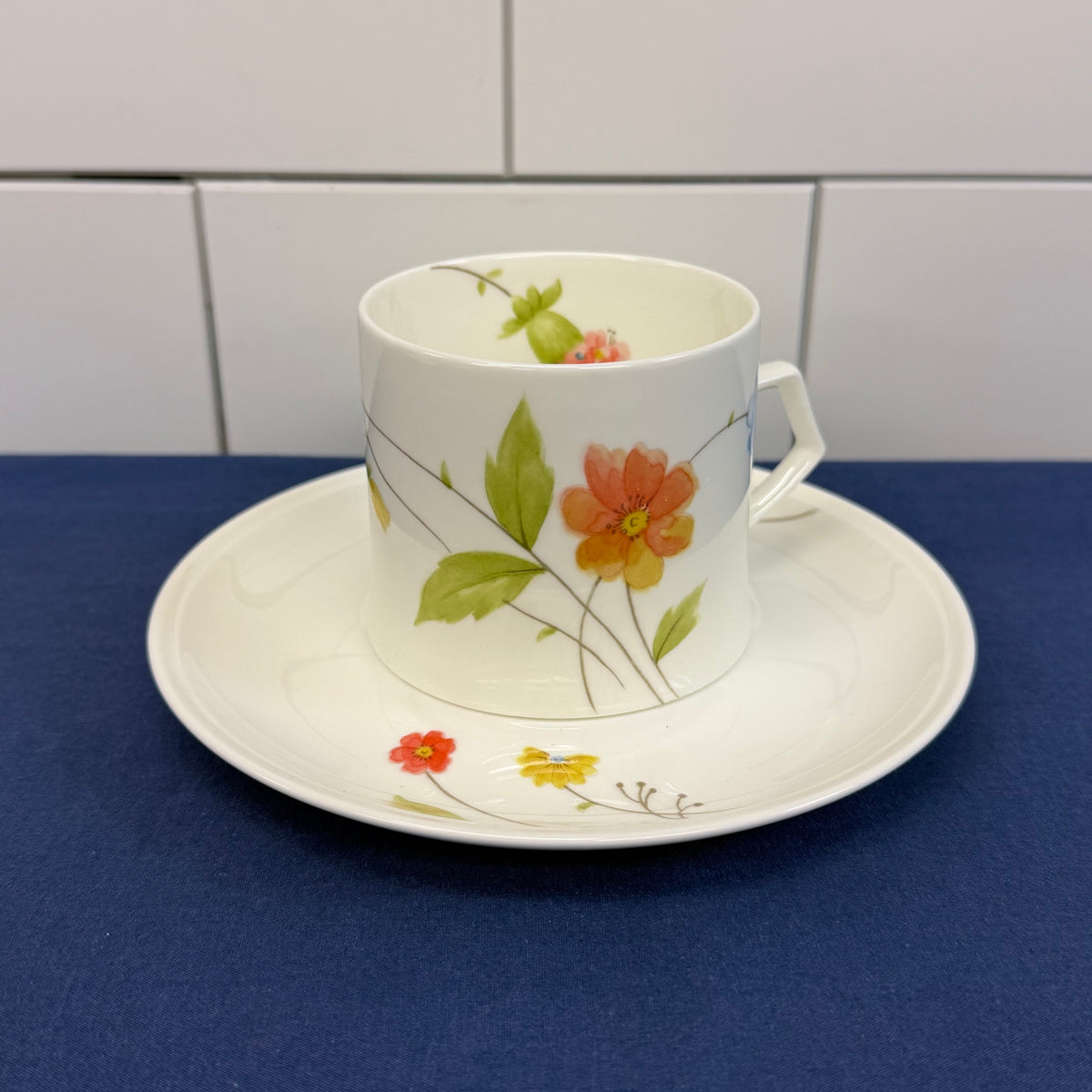 Mikasa Just Flowers Cup & Saucer Set 1980s Service for 6