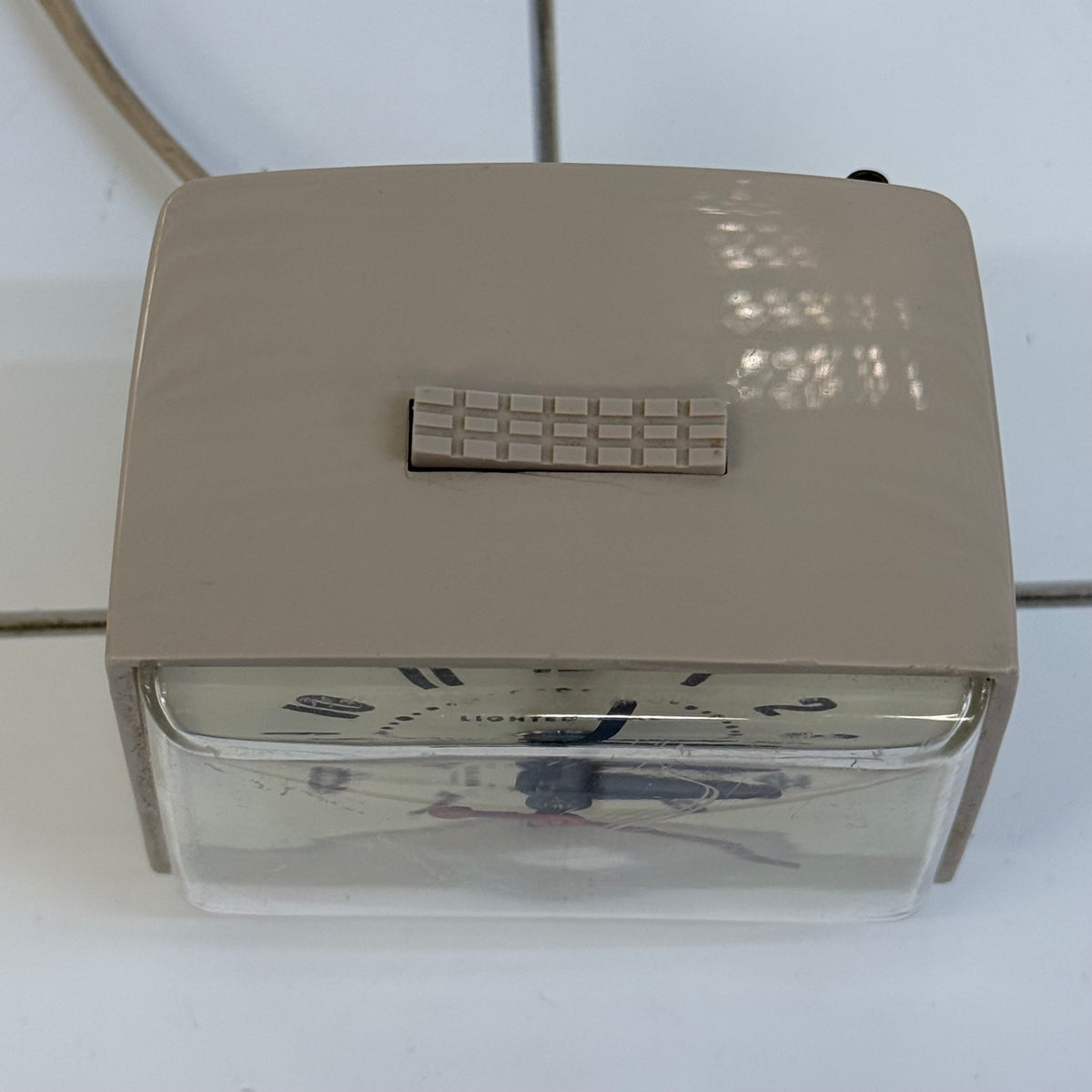 General Electric #7268KA Lighted Dial Alarm Clock