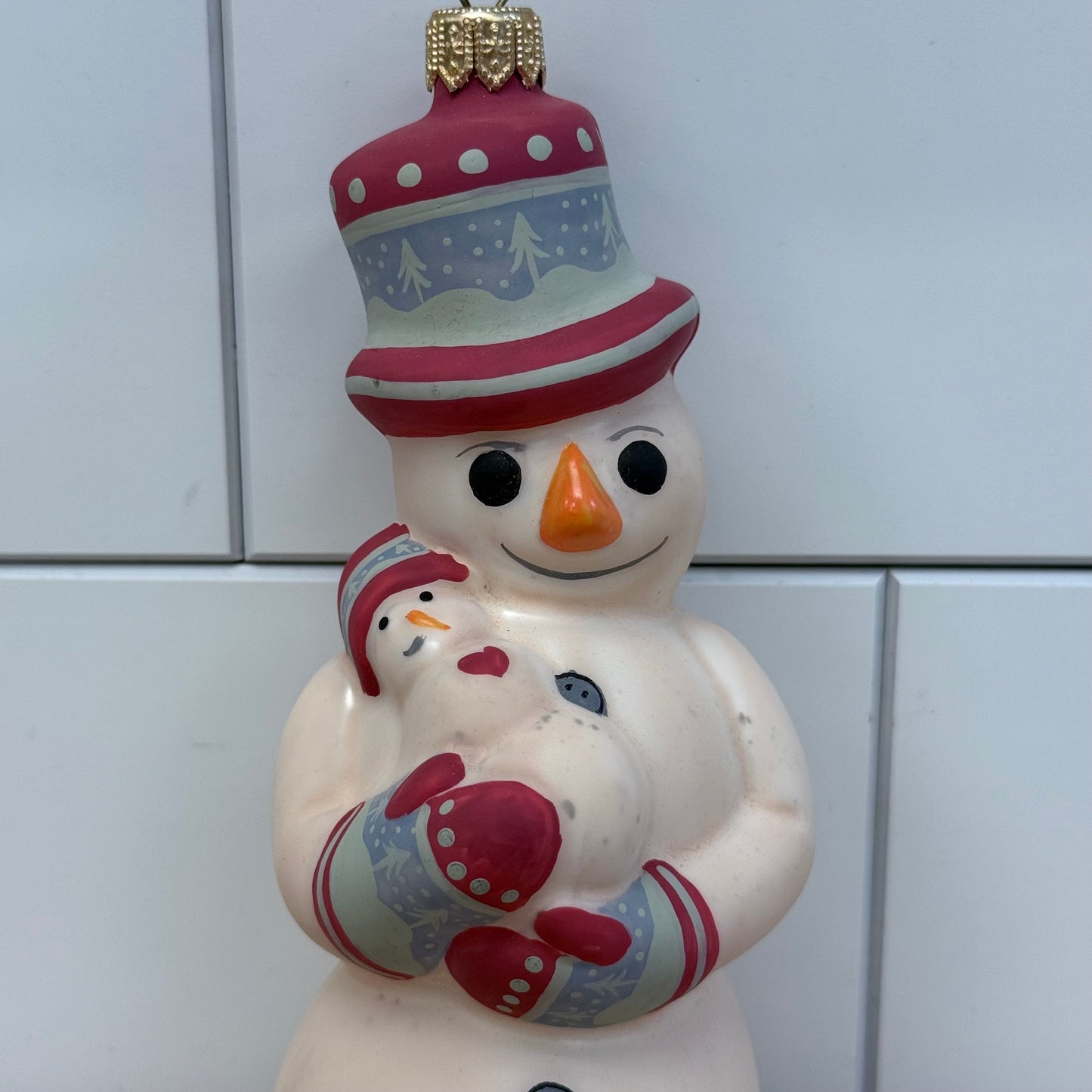 Vaillancourt Folk Art Glass Snowman Ornament