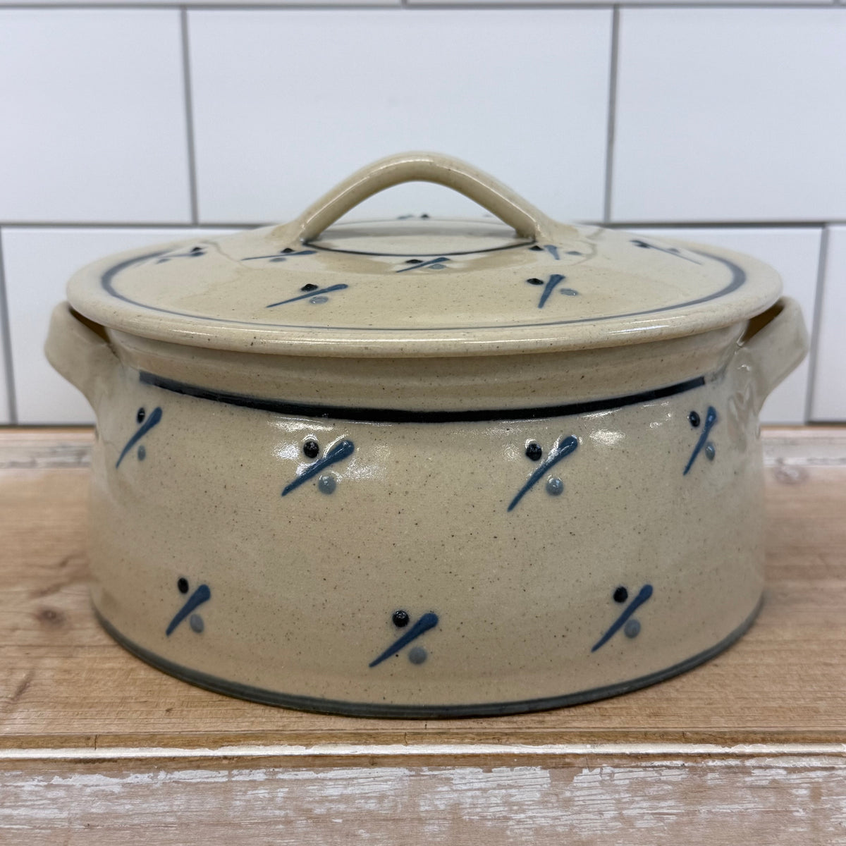 Stoneware Covered Casserole Pottery Serving Dish
