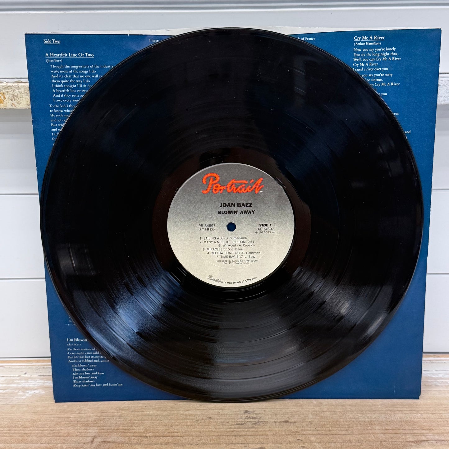Joan Baez Blowin’ Away Vinyl Record LP 1977