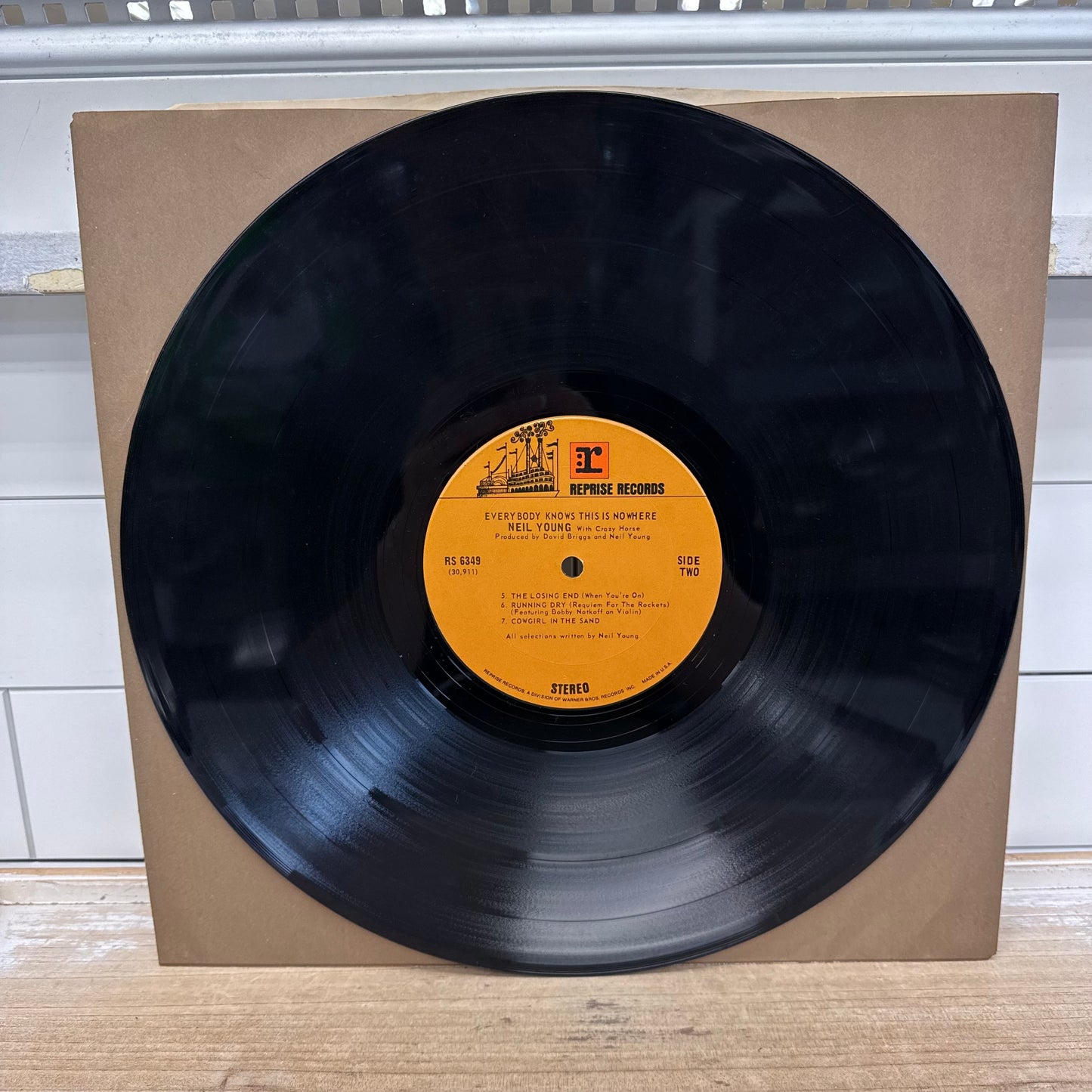 Neil Young Everybody Knows This Is Nowhere Vinyl Record 1969