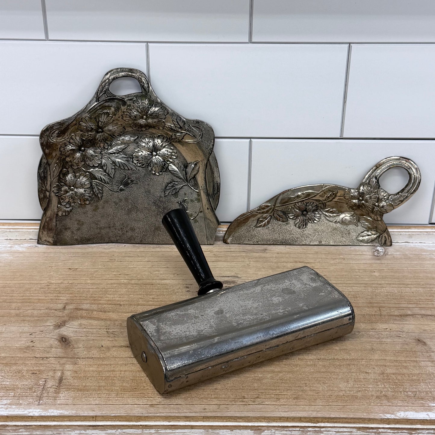Wilmot Crumb Sweeper & Silent Butlers Silver Plate Lot of 3