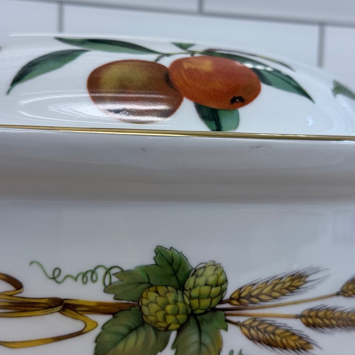Royal Worcester Evesham Gold Covered Casserole Dish England