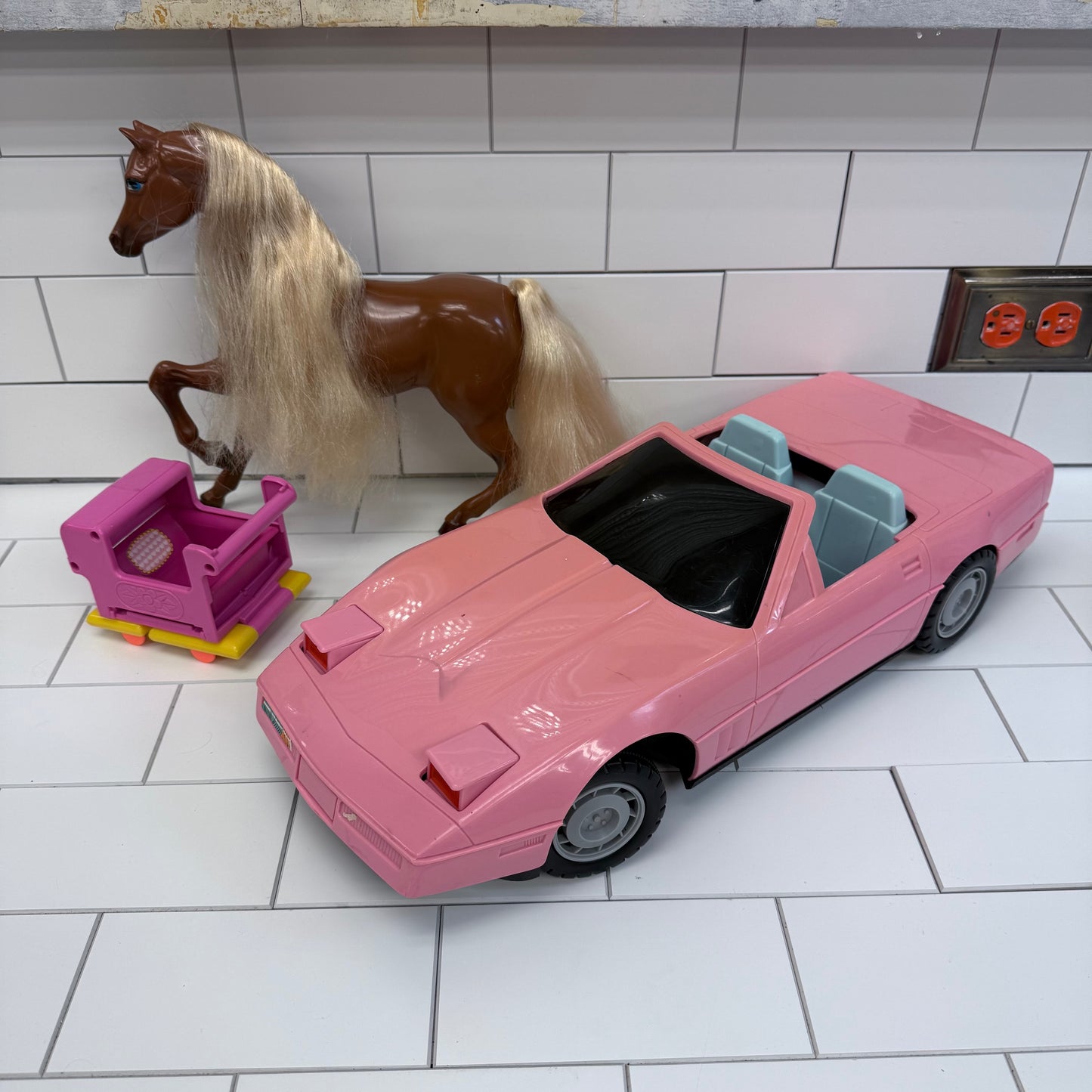 Barbie Doll & Accessory Lot, Mattel