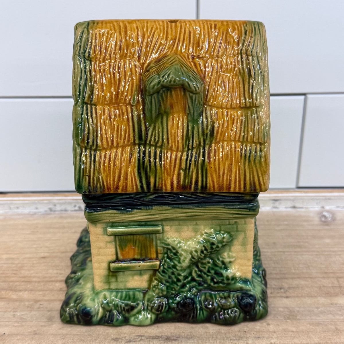 Majolica Style Glazed Ceramic Cottage Birdhouse